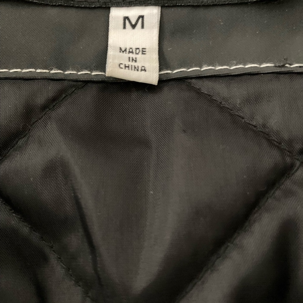 Black Jacket - Picture 3 of 7